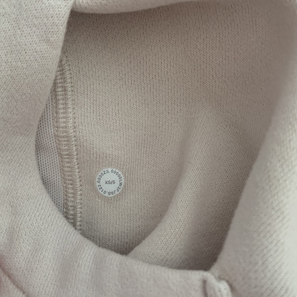 Lululemon Scuba Oversized Funnel Neck in White Opal - Picture 10 of 10